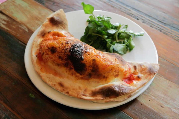 Pizza Calzone Kebab - Amore Pizzeria