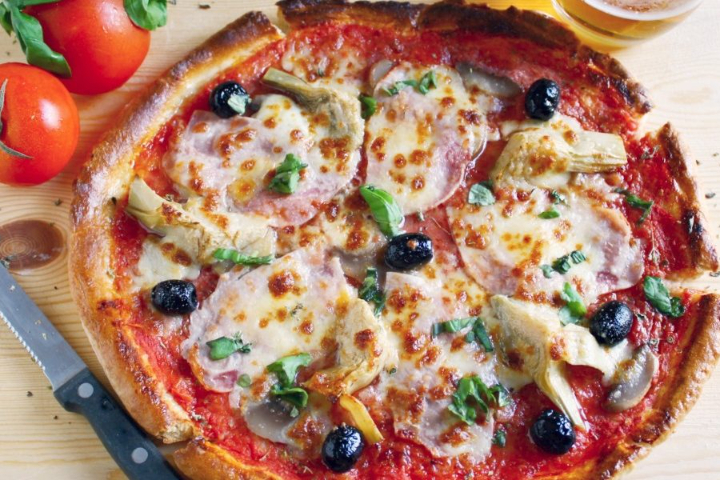 Pizza Capricciosa - Amore Pizzeria