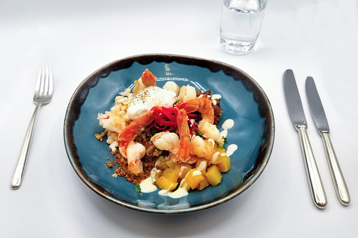 Healthy Bowl with prawns - The Lounge at Park Hyatt Zürich