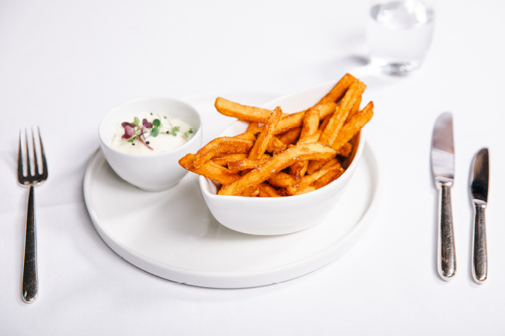 Sweet potato fries with truffle mayonnaise - The Lounge at Park Hyatt Zürich