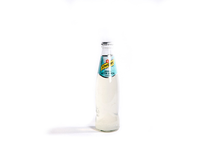 Schweppes Bitter Lemon - The Lounge at Park Hyatt Zürich