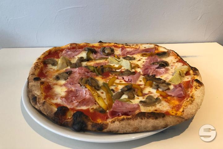 Pizza Quattro Stagioni - La Gondola