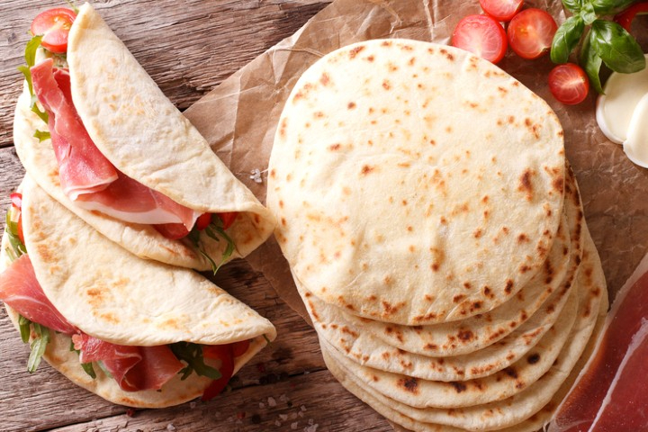 12 - Piadina Bresaola e mozzarella - Bar Oasi