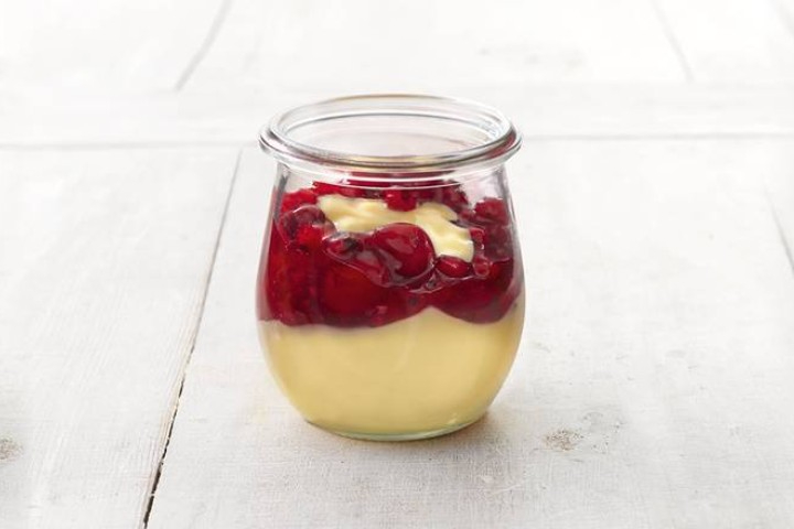 Rote Grüze mit Vanillesauce - Nordsee Shopville