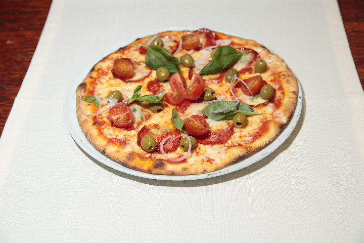 PIZZA TOSCANA - BARACOA Bar - Restaurant - Lounge