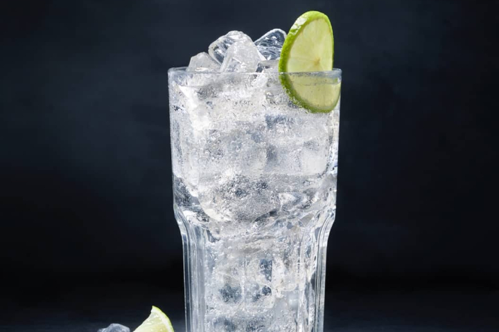 Schweppes - BARACOA Bar - Restaurant - Lounge