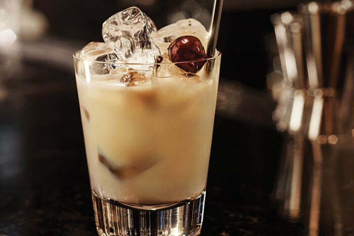White Russian - BARACOA Bar - Restaurant - Lounge