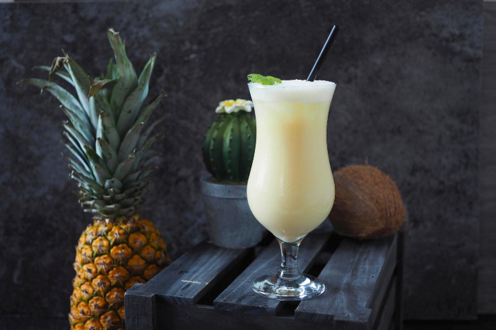 Pina Colada - BARACOA Bar - Restaurant - Lounge