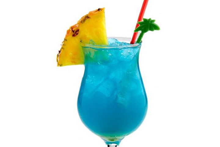 Blue Hawaiian - BARACOA Bar - Restaurant - Lounge