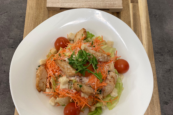 Salade Caesar Poulet - Le Freshmarket