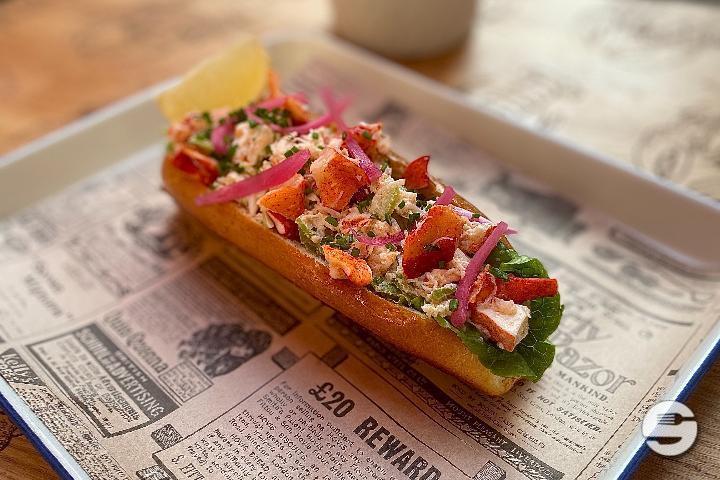 Lobster Roll - Lobster & Co
