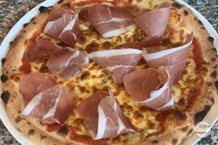 Raw Ham - Mister Pizza Morges