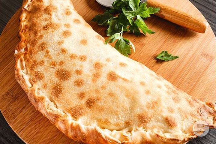 Calzone - Mister Pizza Morges