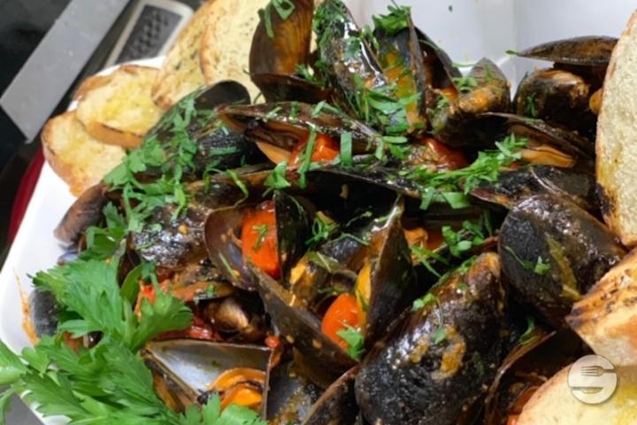 Cozze alla Marinara - Restaurant Pizzeria Campano