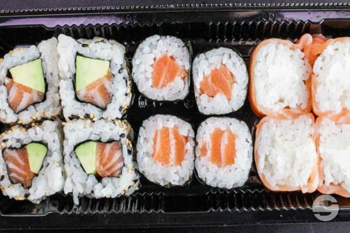Salmon Master - Hona Sushi