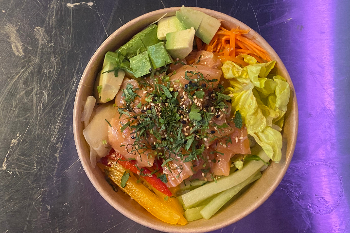 Poke Bowl saumon marinade - Hona Sushi