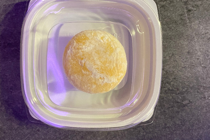 Mochicream pineaple coconut - Hona Sushi