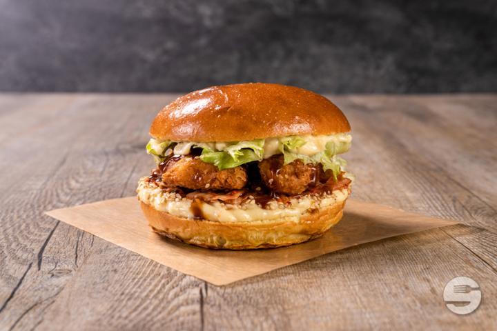 Chicken Kimchi Burger - SMASH - BURGER DELUXE