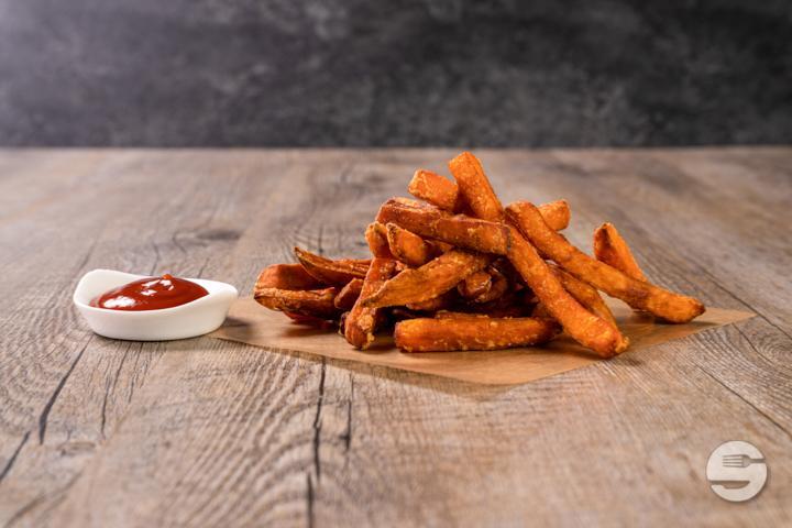 Sweet Potatoes Fries - SMASH - BURGER DELUXE
