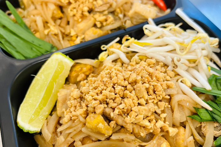 Pad Thai Noodles with Tofu - Asian Fusion Baar Take Away