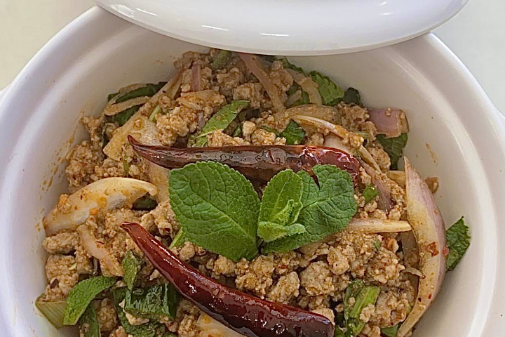Laab Moo mit Schwein - Asian Fusion Baar Take Away