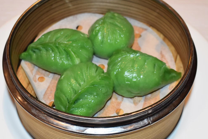 22. Steamed Ravioli with Vegetables - Mont Blanc 7 Restaurant chinois 鸿运餐厅