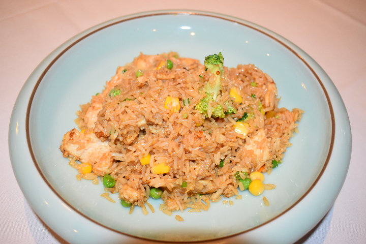 100A. Fried Rice with Chicken - Mont Blanc 7 Restaurant chinois 鸿运餐厅