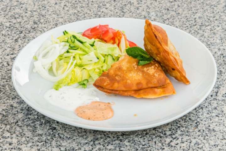 Vegetarian samosa (2 pieces) - Pakistani Dhaba