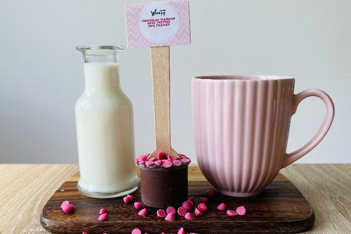 Chocolat au Lait avec Pépites aux Fraises - WhooFy Gaufres
