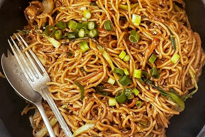 115 Fried egg noodles - MY Oriental Cuisine