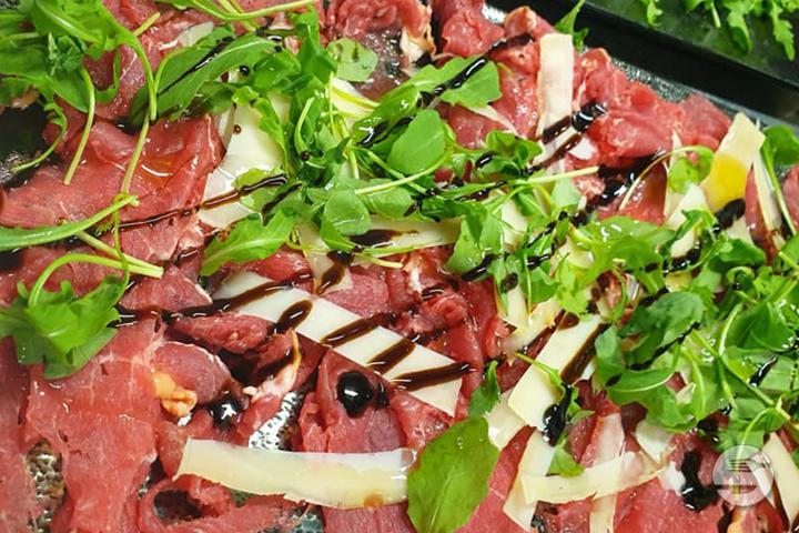 Carpaccio di Manzo - Exclusive Ristorante Pizzeria