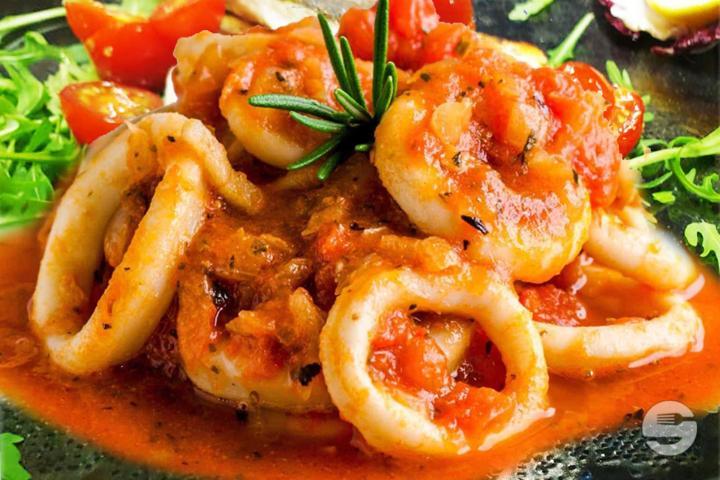 Calamaretti alla Provenzale - Exclusive Ristorante Pizzeria