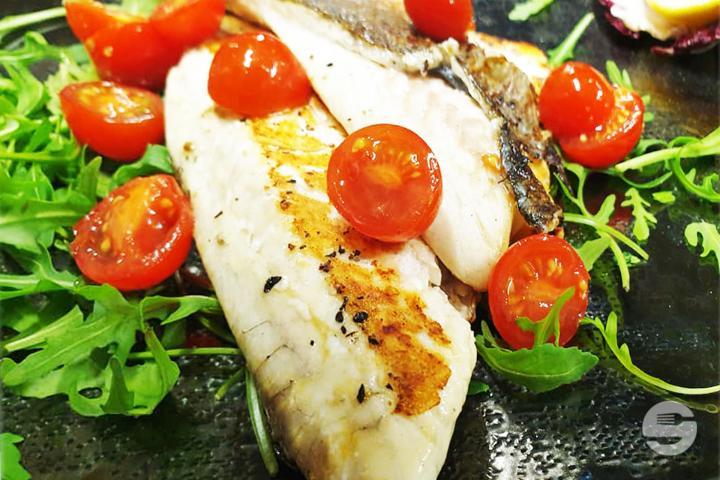 Filetto di Branzino Alla Griglia - Exclusive Ristorante Pizzeria