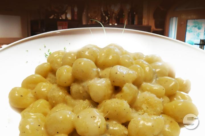 Gnocchi Gorgonzola - Exclusive Ristorante Pizzeria