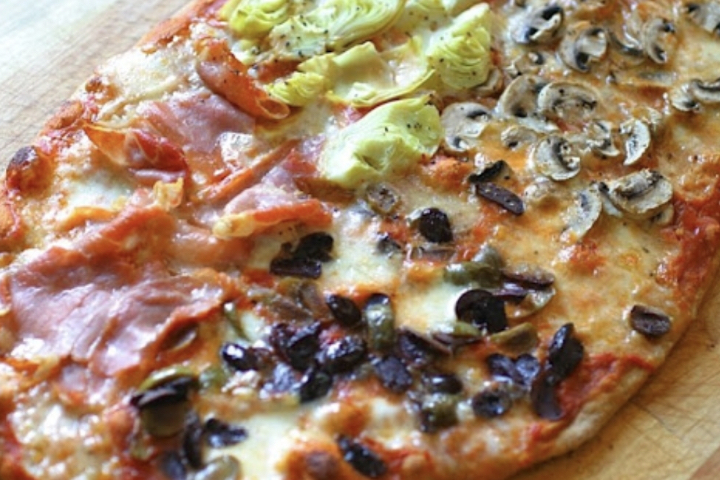 Pizza 4 stagioni - Italia bistro to go Lisa