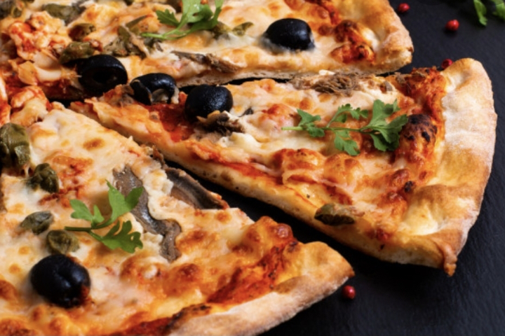 Pizza Napoli - Italia bistro to go Lisa