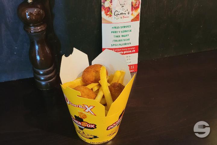 Chicken nuggets (4 pieces) box with french fries - Gimis Pizza & Panini