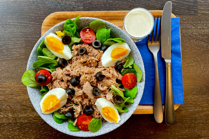 Tuna Salat - Farine Boutique