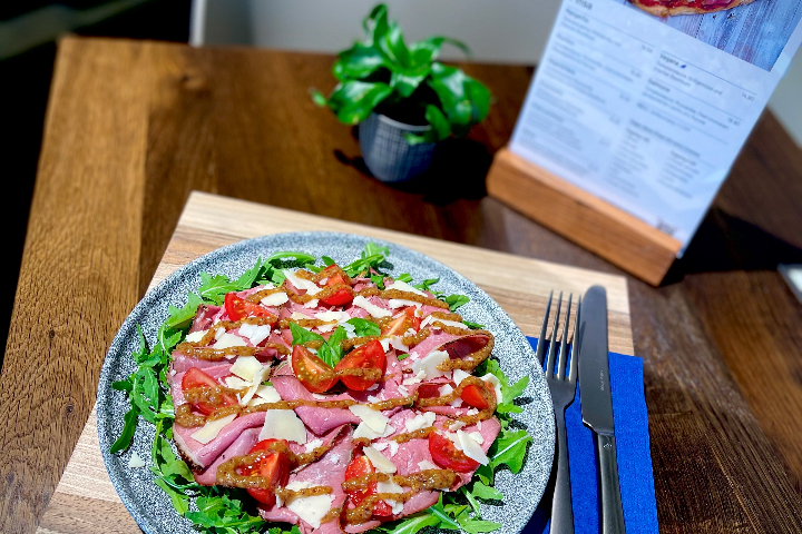 Beef Pastrami Salad - Farine Boutique