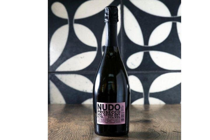 Prosecco Nudo - Salon Bar - Bistro - Restaurant