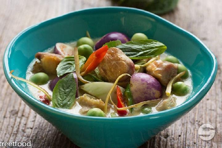 Grünes Curry mit Poulet - V-und-V