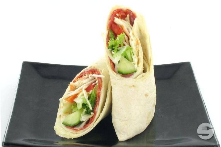 Royalwrap Chorizo, Salad and Crudités - Zo'Gut