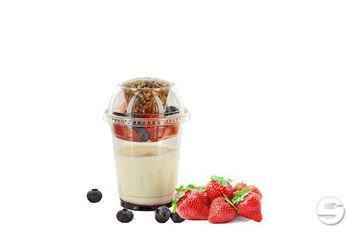 Yogourt aux Fraises et Myrtilles et Céréales "craquant de chocolat" - Zo'Gut