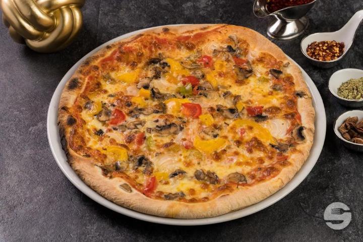 Vegetarian Pizza - Le CID