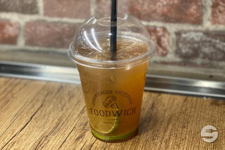 Refresca Peach Green Tea - Foodwich