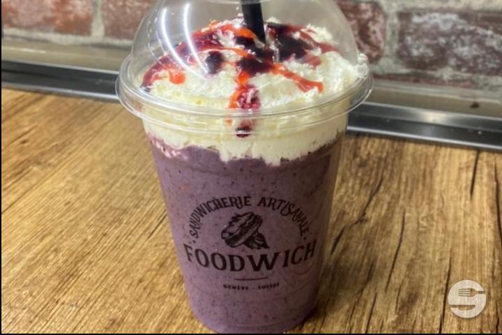 Red Fruit Frappuccino - Foodwich