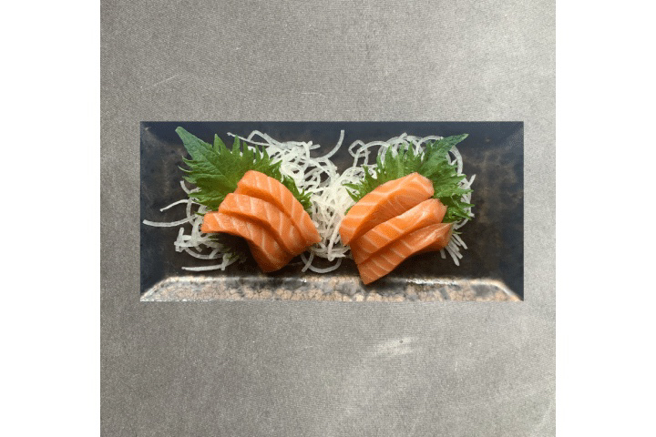 Sashimi Salmon Small (6 pieces) - Shinsen Restaurant