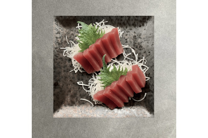 Sashimi Tuna Large (12 pieces) - Shinsen Restaurant