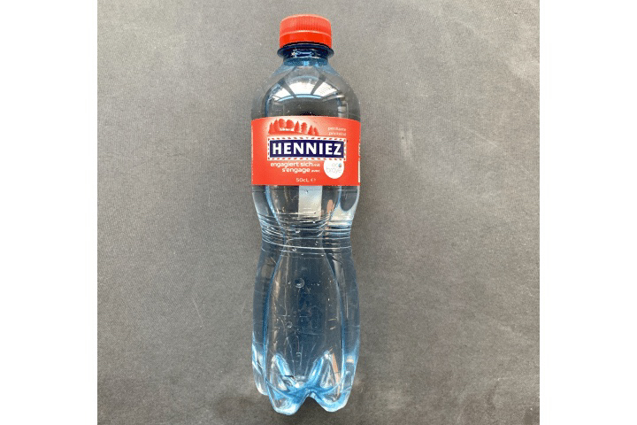 Henniez - Shinsen Restaurant