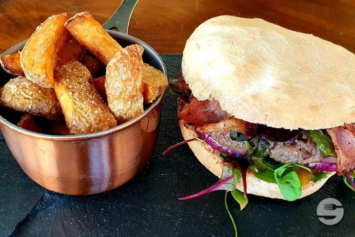Burger Maison 66 with Homemade Fries - Maison 66
